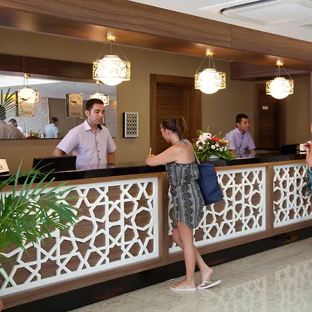 Hotel Merve Sun & 4*