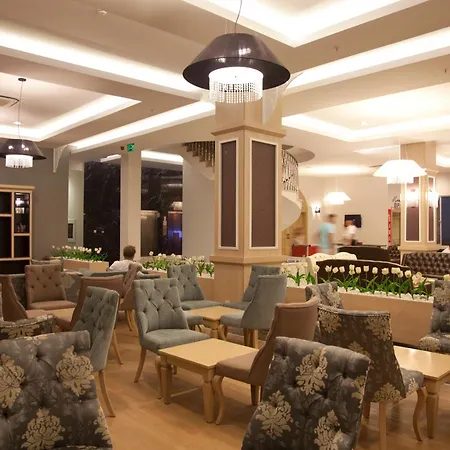 Hotel Merve Sun & 4*
